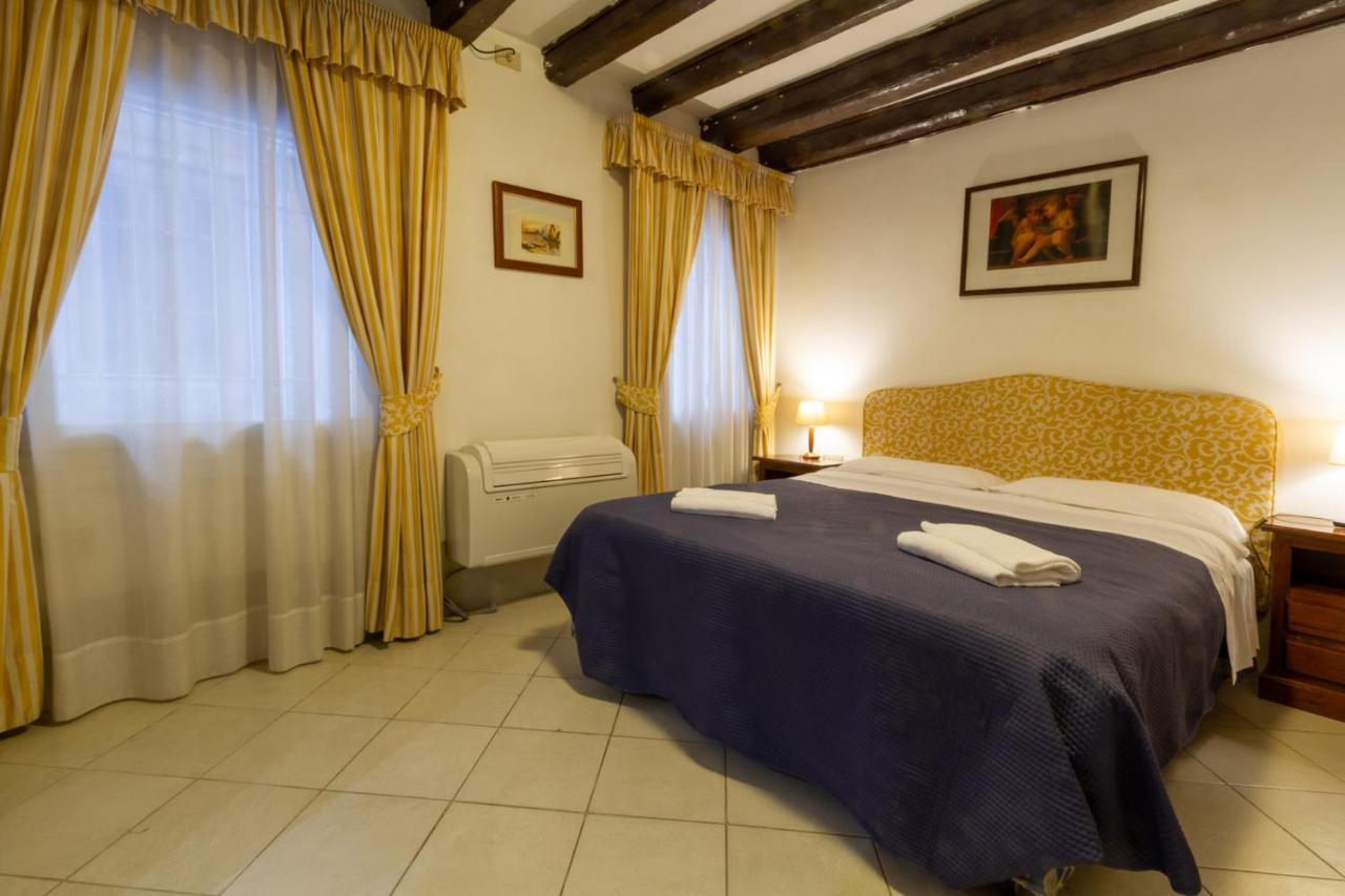 Art Dreams Apartment Teatro Italia Venice Ngoại thất bức ảnh